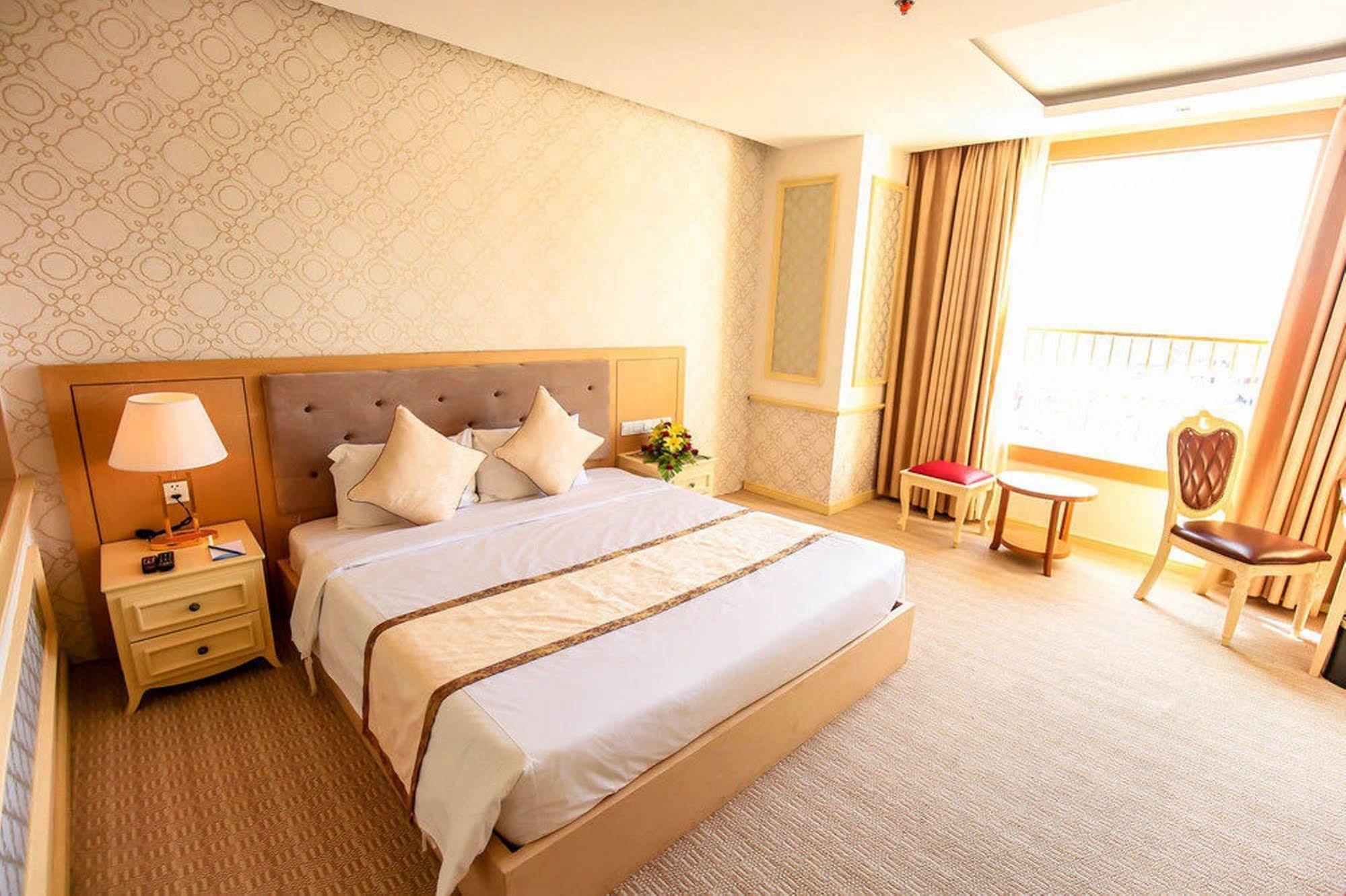 Bavico Plaza Hotel Da Lat Kültér fotó